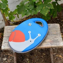 National Trust Childrens Snail Kneeler -Westland || KOOPMAN || Felco Shop 1147362 3